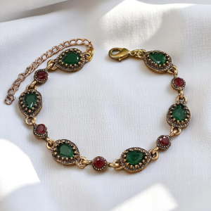 Green Waterdrop Stones Adjustable Bracelet - Image 1