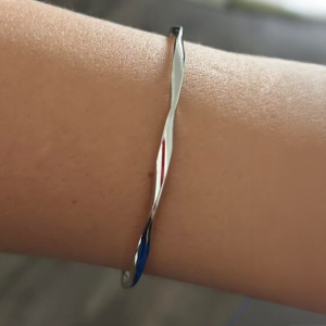 Silver Tone Twist Cuff Bracelet - Image 2