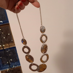 Silver Tone Large Hollow Circle Necklace - Image 3