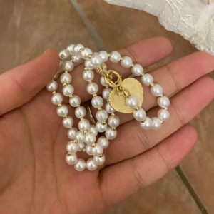 Faux Pearl Heart Pendant Linked Pearls Necklace - Image 4